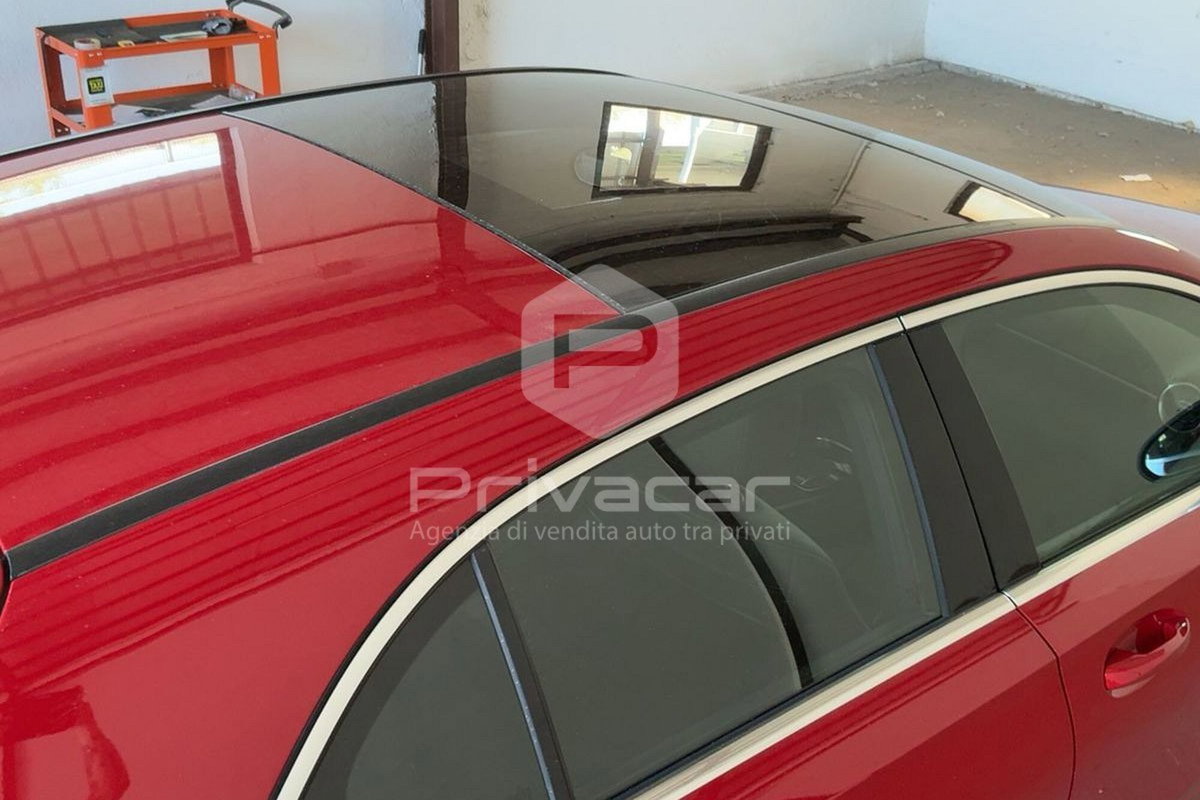 Mercedes-Benz Classe A 220 Automatic 4Matic Premium (7)