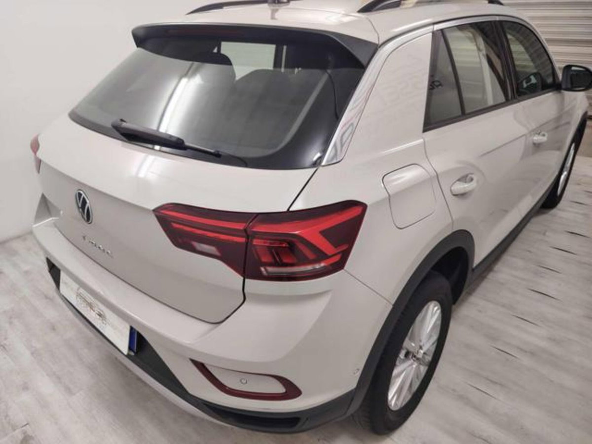 Volkswagen T-Roc 1.0 TSI Life (4)