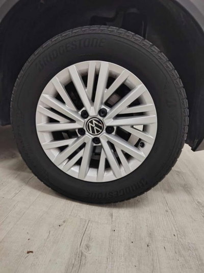 Volkswagen T-Roc 1.0 TSI Life (6)