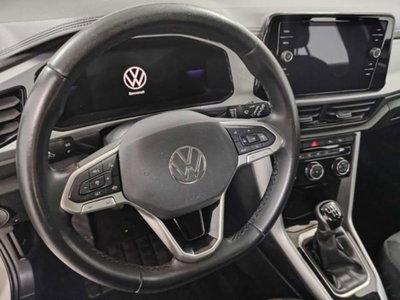 Volkswagen T-Roc 1.0 TSI Life (7)