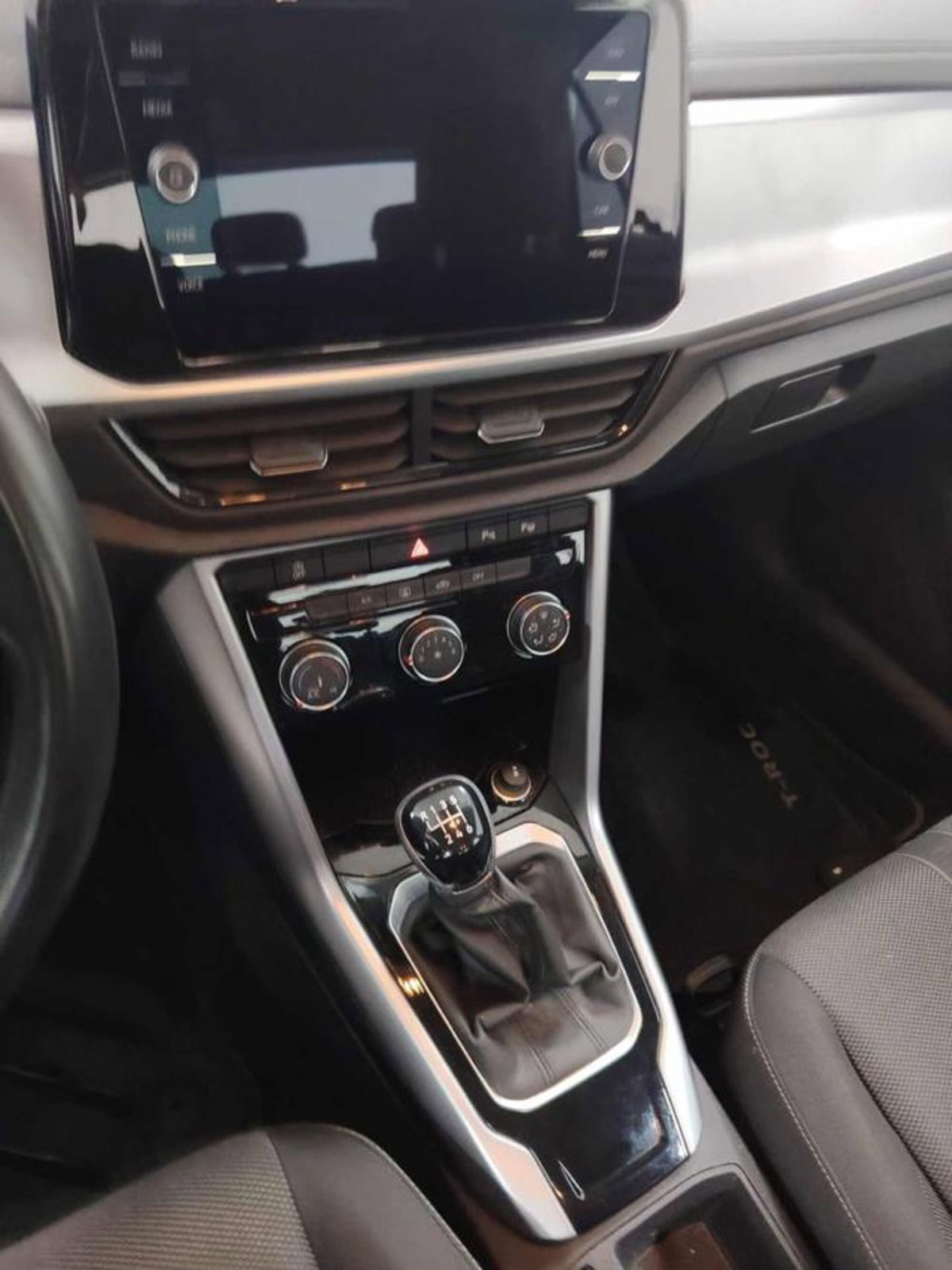 Volkswagen T-Roc 1.0 TSI Style (7)