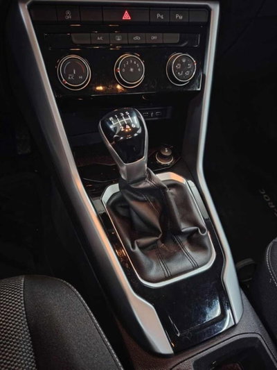 Volkswagen T-Roc 1.0 TSI Style (8)