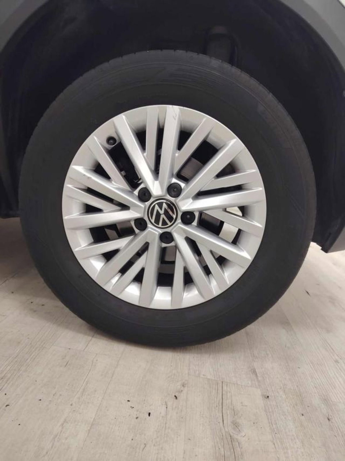 Volkswagen T-Roc 1.0 TSI Style (9)