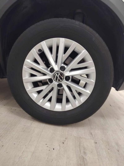 Volkswagen T-Roc 1.0 TSI Style (9)
