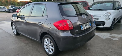 Toyota Auris 2.0 D-4D DPF 5 porte Sol (5)
