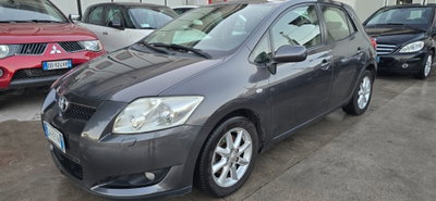 Toyota Auris 2.0 D-4D DPF 5 porte Sol (6)