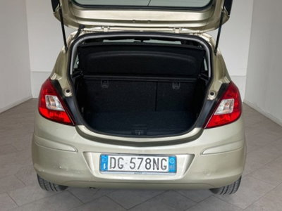 Opel Corsa 1.2 5 porte Easytronic Cosmo (8)