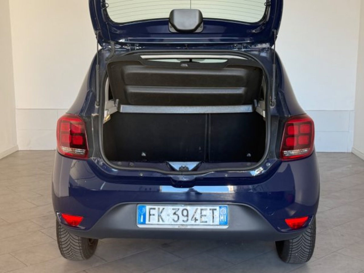 Dacia Sandero 1.0 SCe 12V 75CV Lauréate (4)