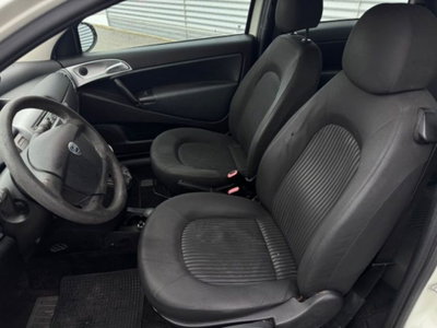 Lancia Ypsilon 1.2 (12)