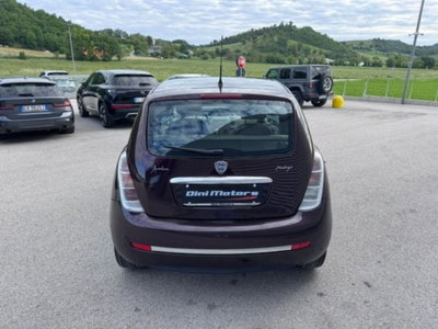 Lancia Ypsilon 1.3 MJT 75 CV Passion (6)
