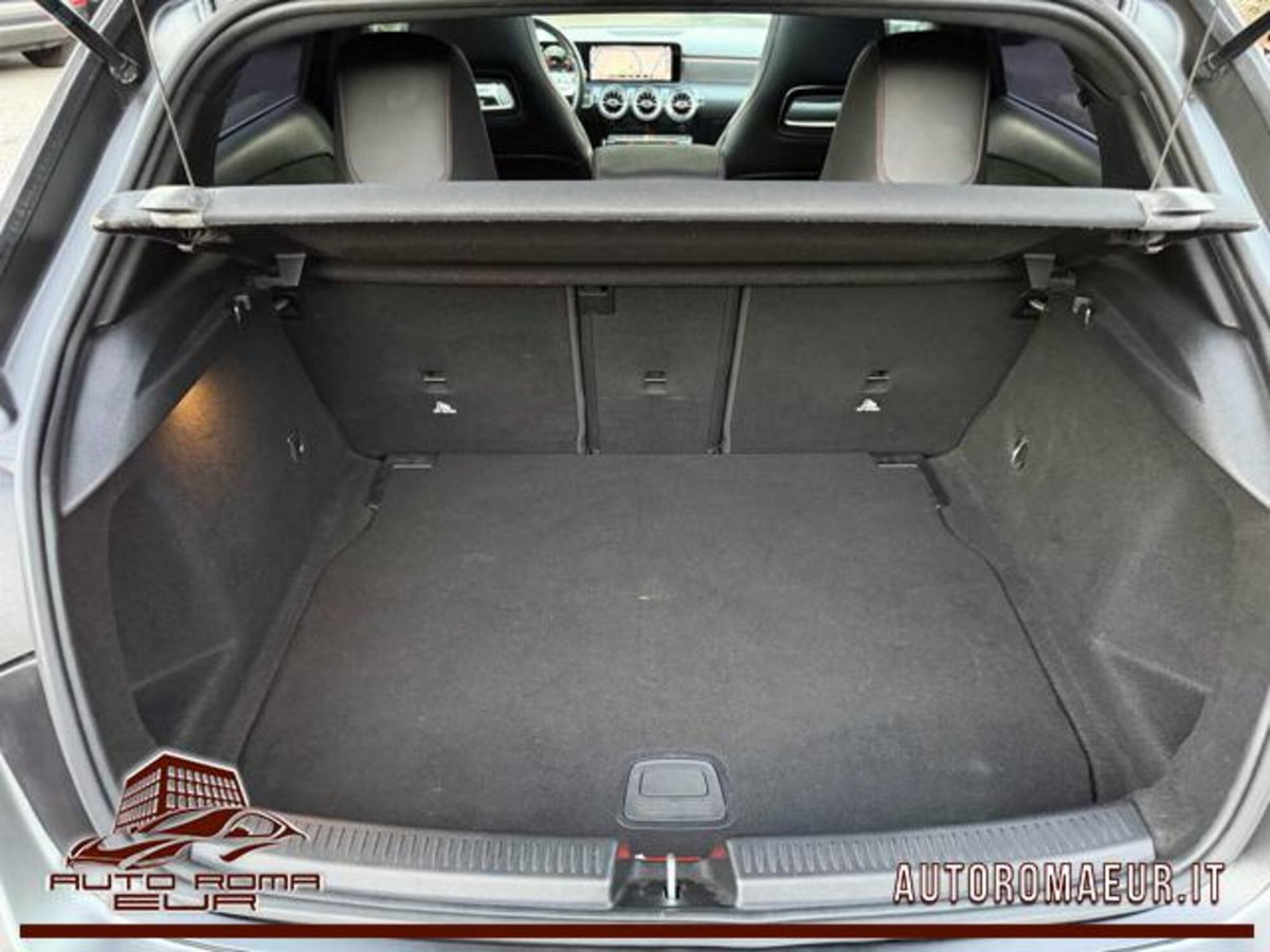 Mercedes-Benz Classe A 180 d AMG Line Premium Plus auto (20)