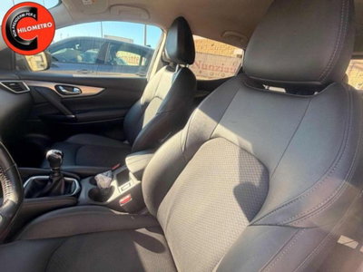 Nissan Qashqai 1.3 DIG-T 140 CV Tekna (11)