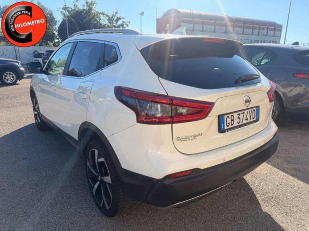 Nissan Qashqai 1.3 DIG-T 140 CV Tekna (5)