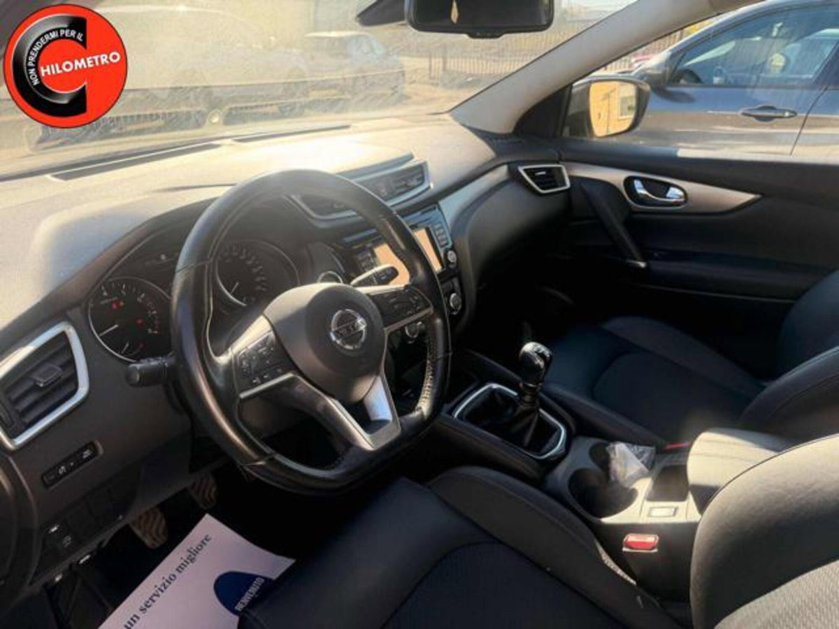 Nissan Qashqai 1.3 DIG-T 140 CV Tekna (7)