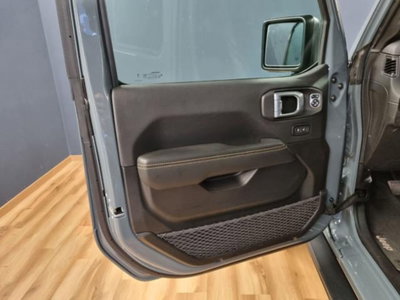 Jeep Wrangler Unlimited 2.0 Turbo Sahara (20)