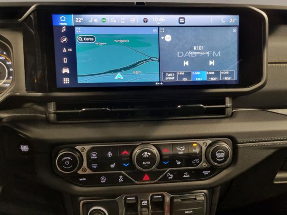 Jeep Wrangler Unlimited 2.0 Turbo Sahara (8)