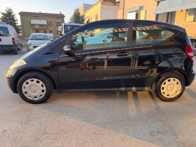 Mercedes-Benz Classe A 150 BlueEFFICIENCY Coupé Avantgarde (7)
