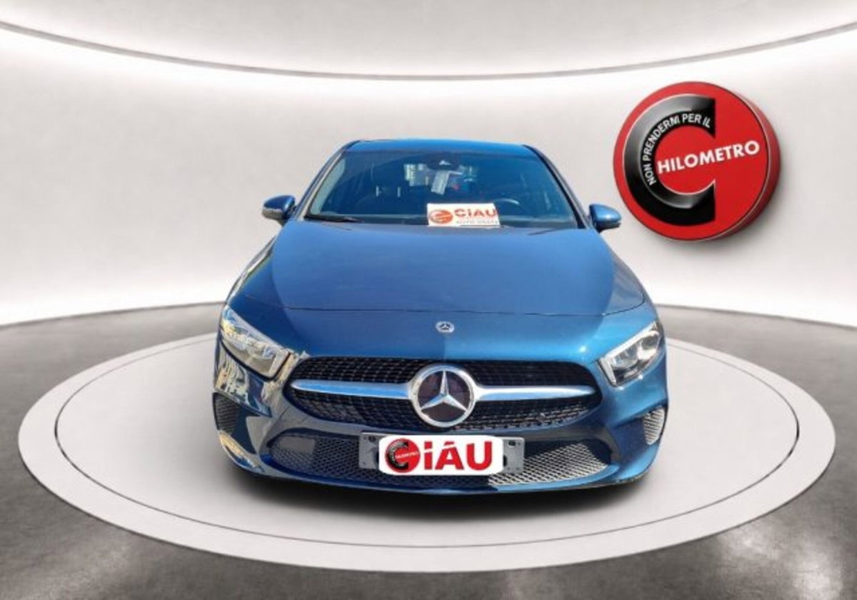 Mercedes-Benz Classe A 180 d Automatic Sport (2)