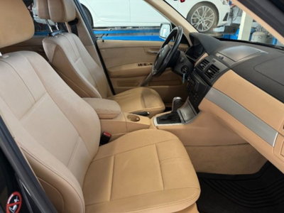 BMW X3 xDrive20d Futura (10)