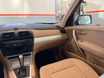 BMW X3 xDrive20d Futura (15)