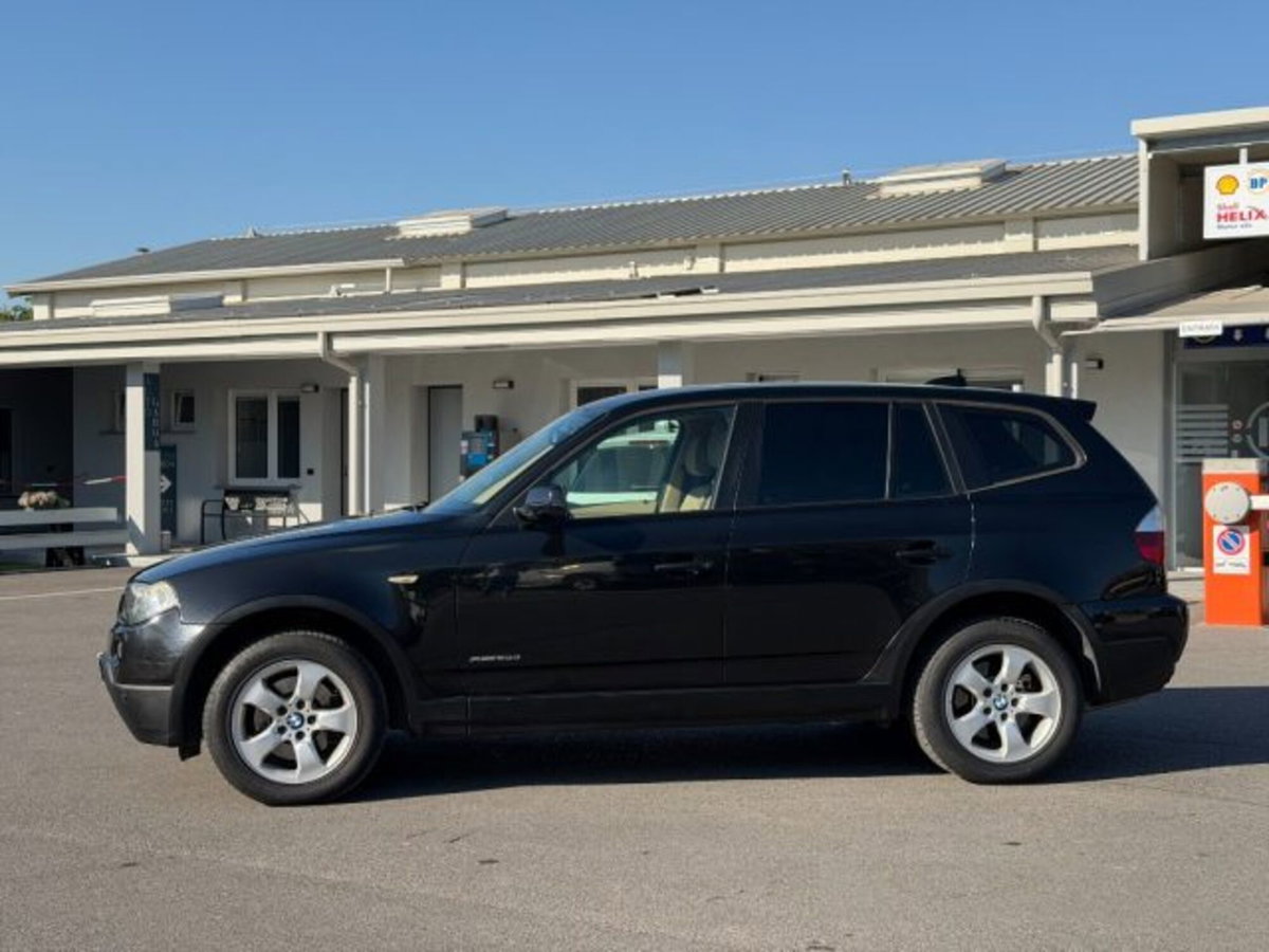 BMW X3 xDrive20d Futura (7)