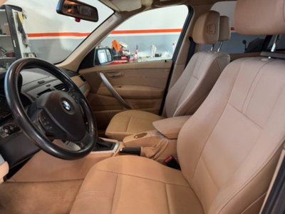 BMW X3 xDrive20d Futura (9)