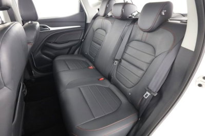 Mg ZS ZS 1.5 Luxury (3)