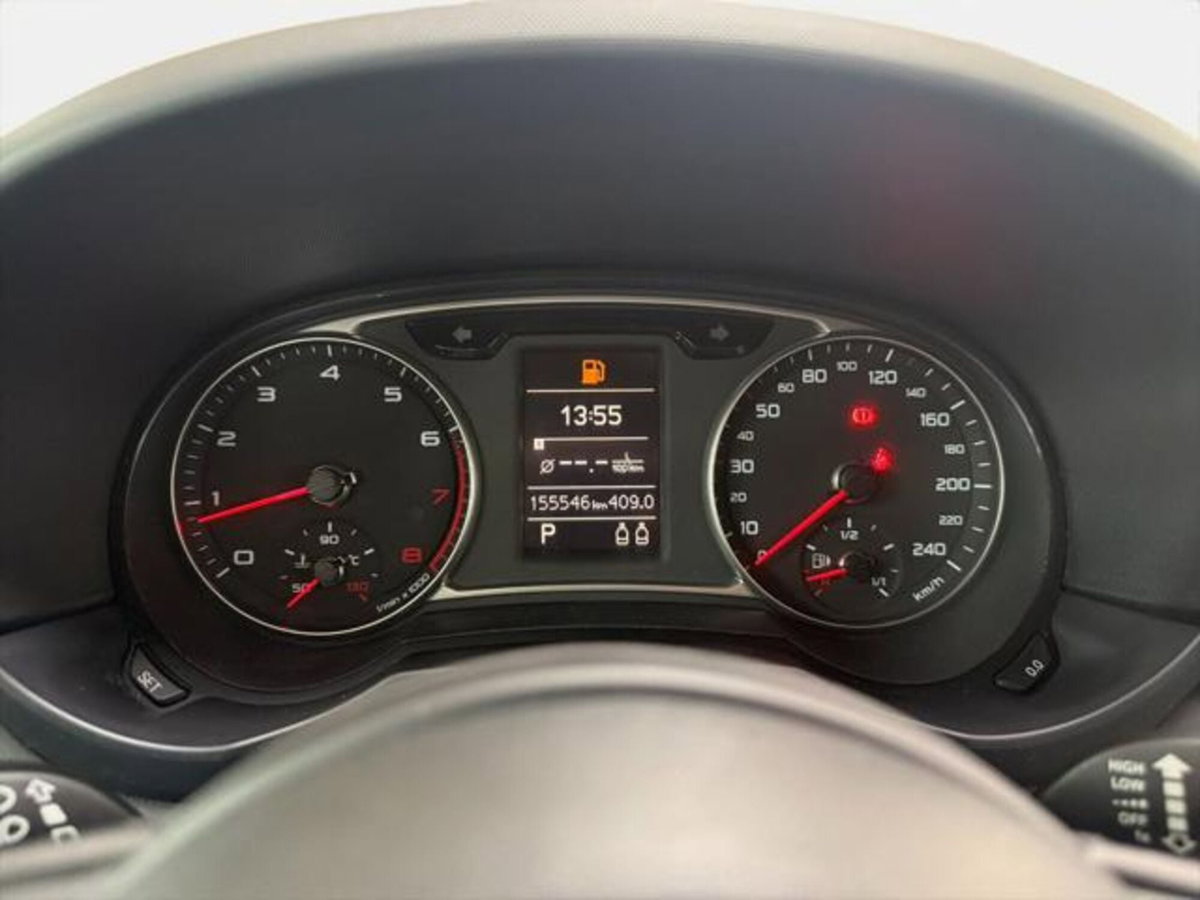 Audi A1 1.4 TFSI S tronic 119g Attraction (9)