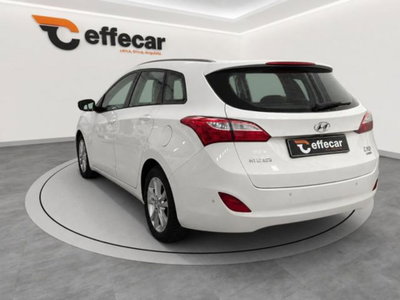 Hyundai i30 Station Wagon 1.6 CRDi Comfort (4)
