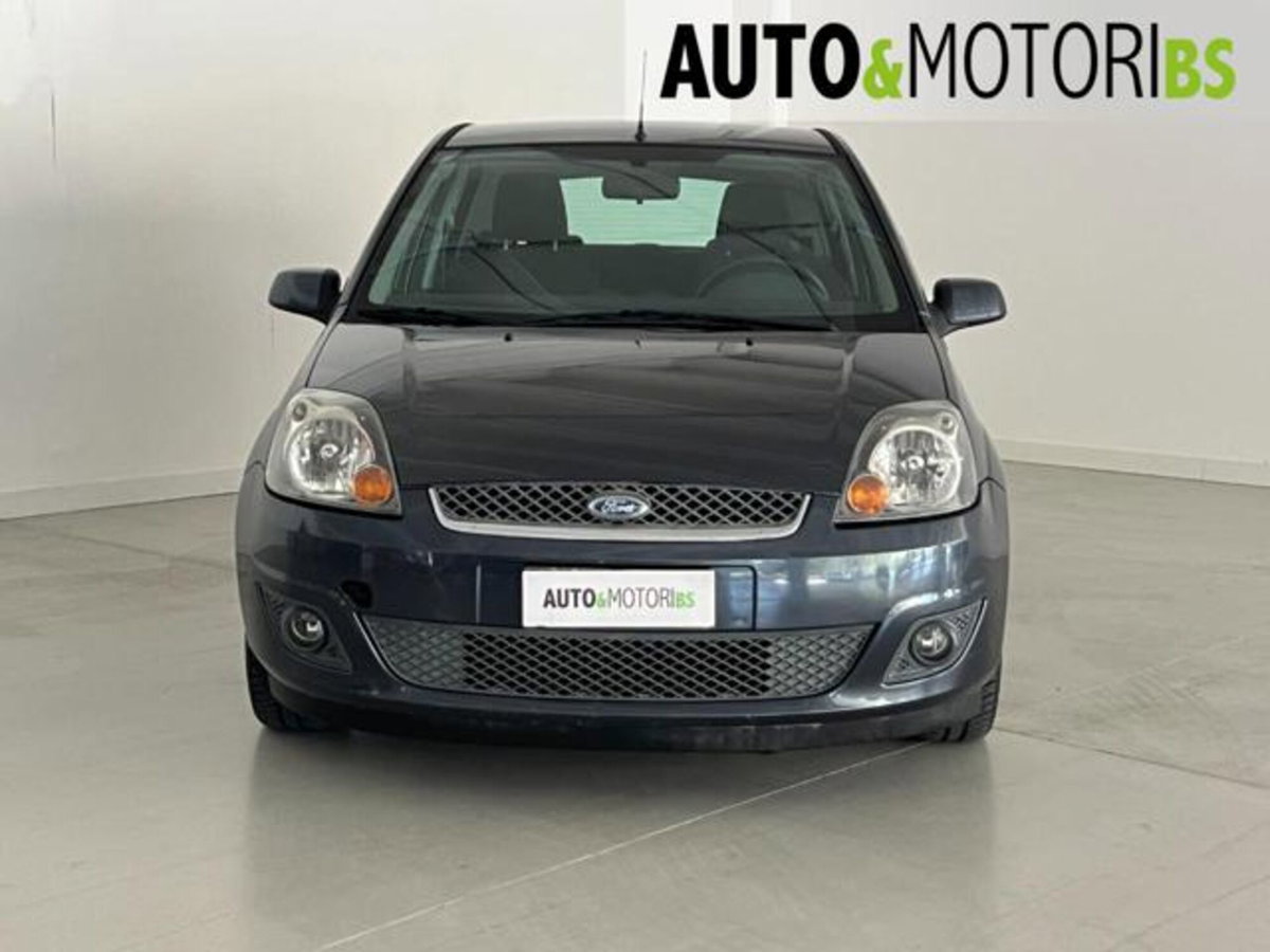 Ford Fiesta 1.4 16V aut. 5p. Ghia (2)