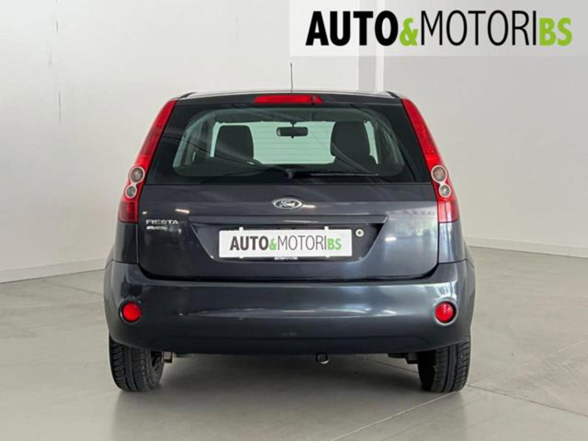 Ford Fiesta 1.4 16V aut. 5p. Ghia (5)
