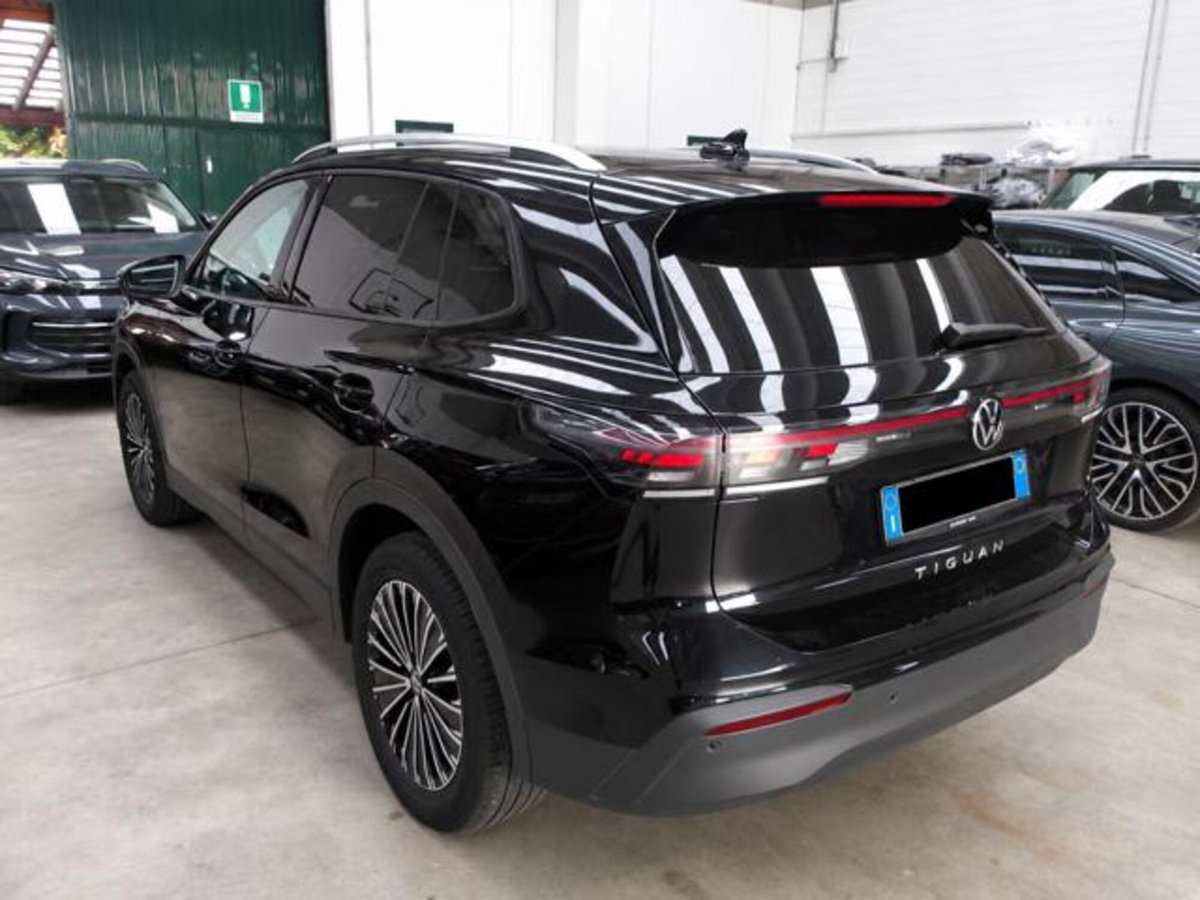 Volkswagen Tiguan Allspace 2.0 tdi Life 150cv dsg (4)