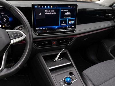 Volkswagen Tiguan Allspace 2.0 tdi Life 150cv dsg (8)