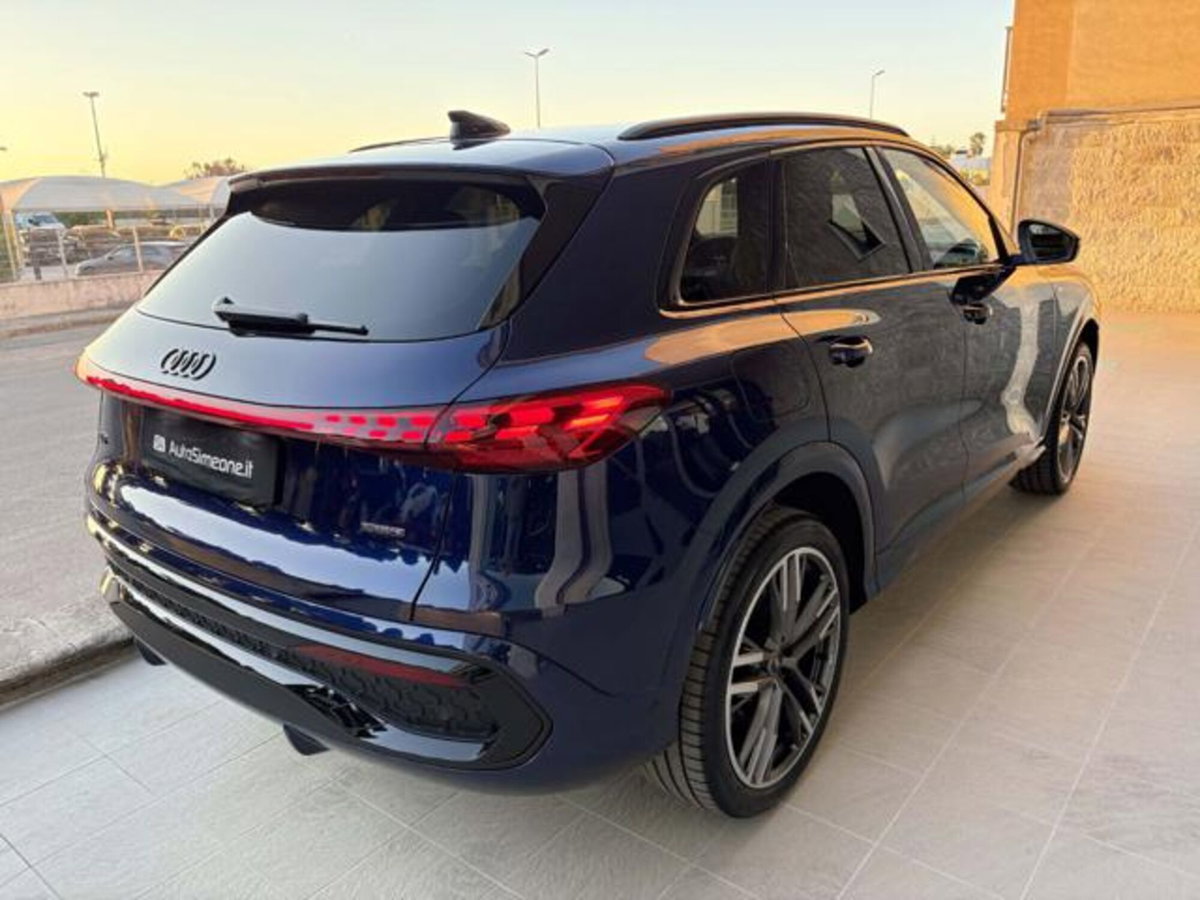 Audi Q5 40 2.0 tdi mhev 12V S line quattro s-tronic (5)
