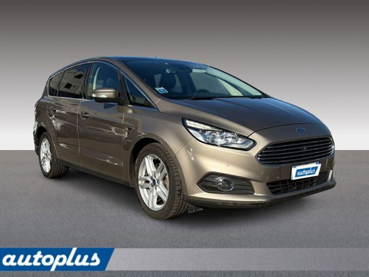 Ford S-Max 2.0 200CV Powershift Titanium (13)