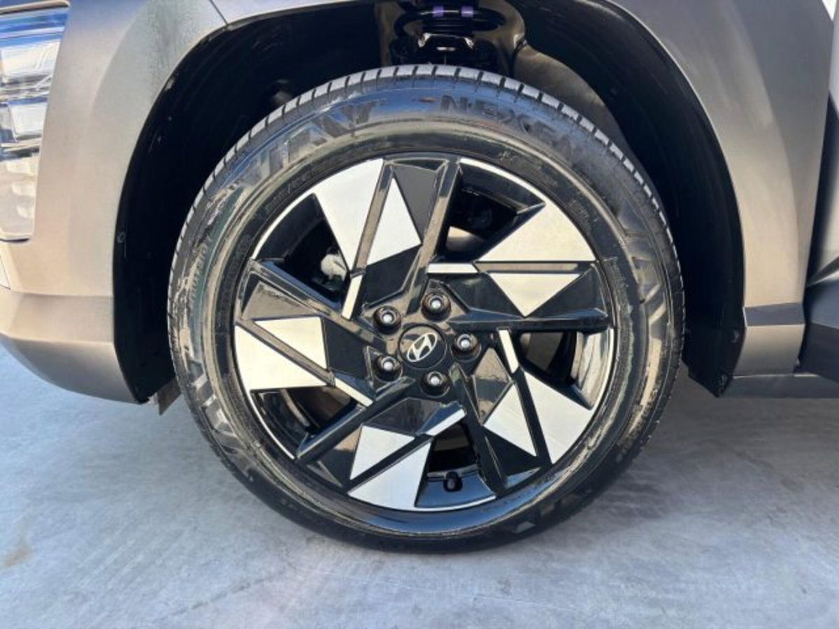 Hyundai Kona HEV 1.6 DCT XLine (17)