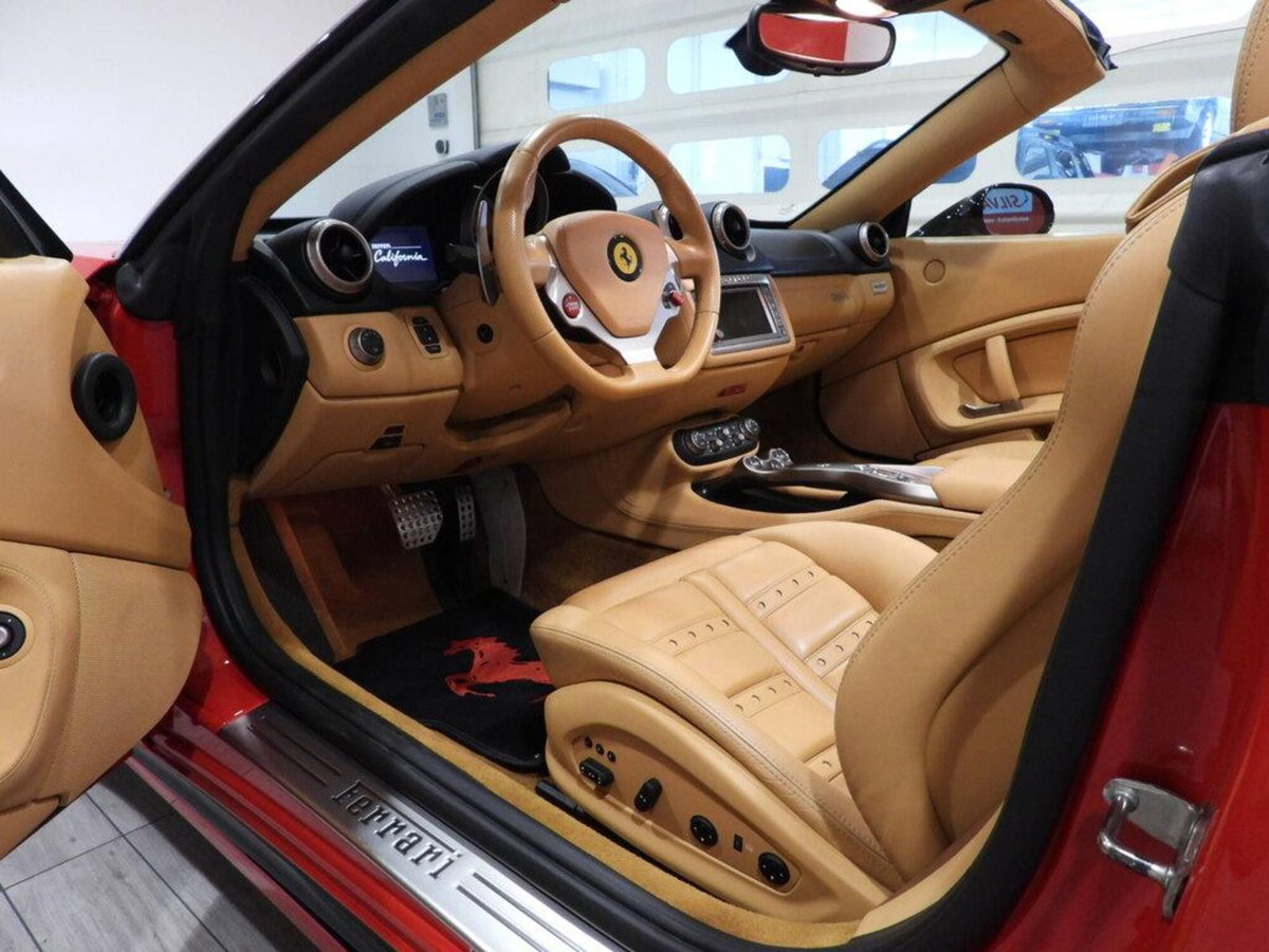 Ferrari California Spider California DCT (3)