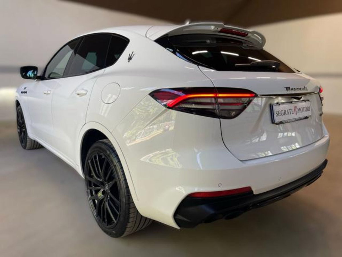 Maserati Levante Levante MHEV 330 CV AWD GT (5)