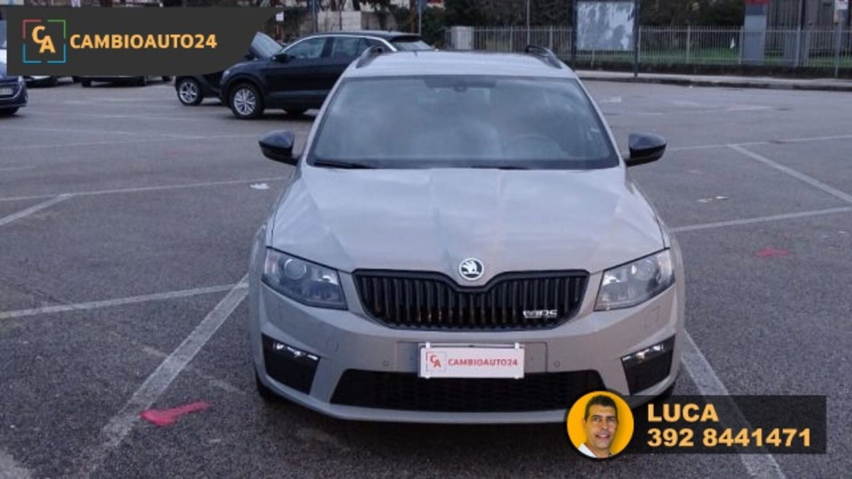 Skoda Octavia Station Wagon 2.0 TDI Wagon RS (9)