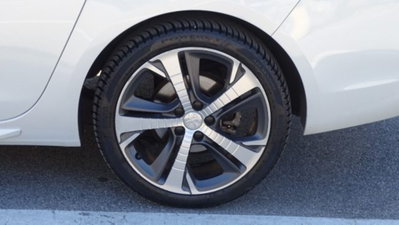 Peugeot 308 SW BlueHDi 120 S&S EAT6 GT Line (19)