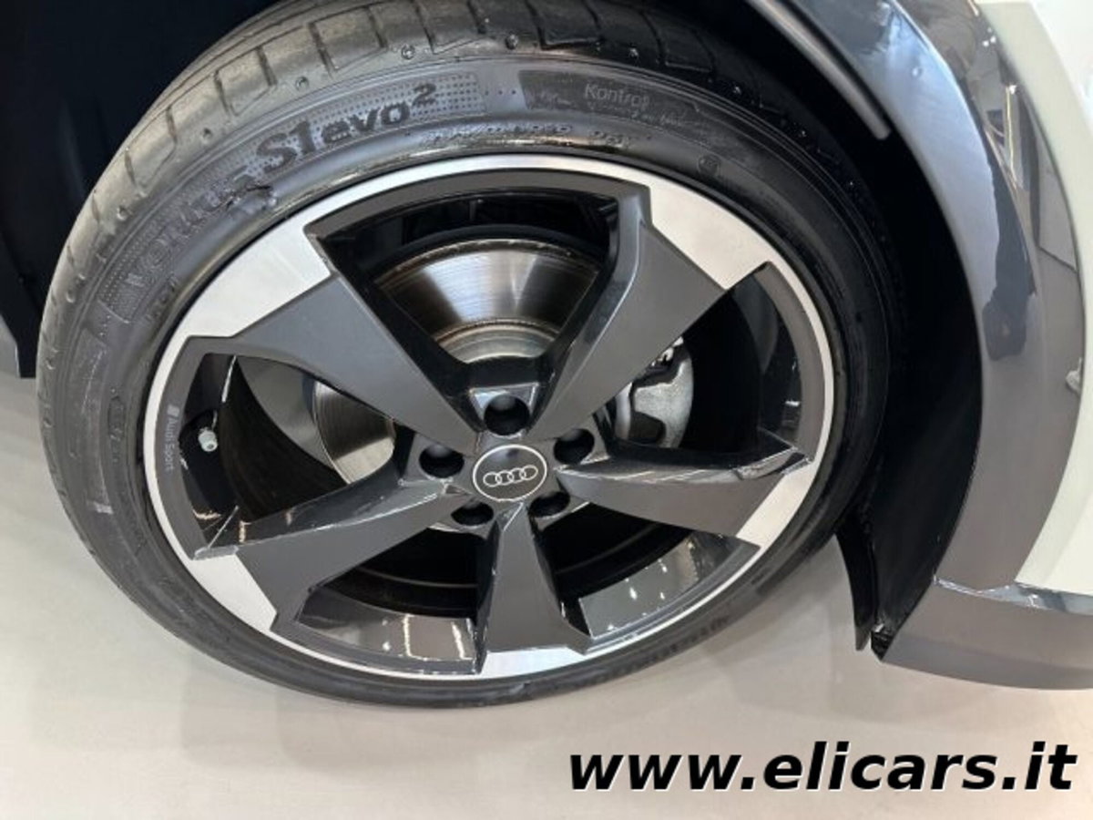 Audi Q2 Q2 35 TFSI S tronic S line Edition (16)