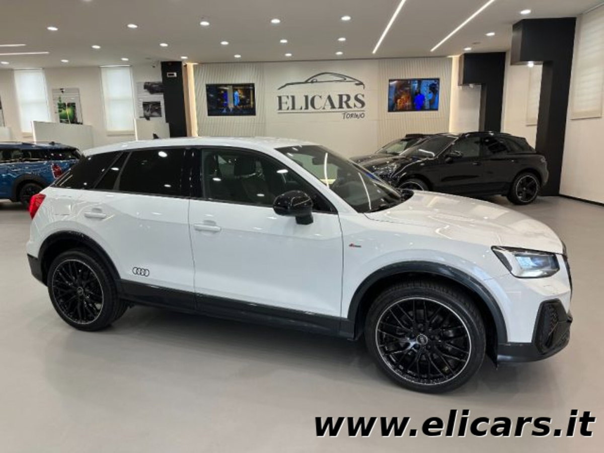 Audi Q2 Q2 30 TDI S tronic Identity Black