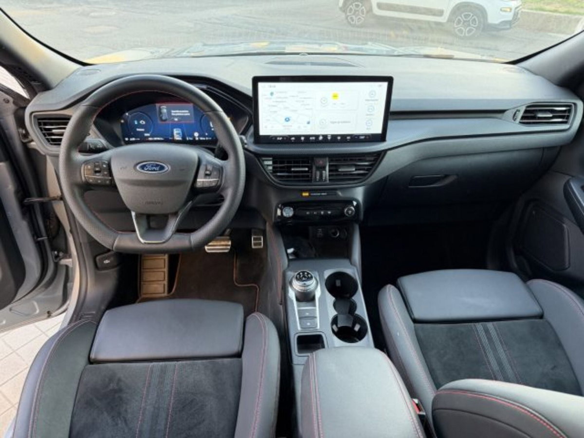 Ford Kuga 2.5 Plug In Hybrid 225 CV CVT 2WD ST-Line (11)