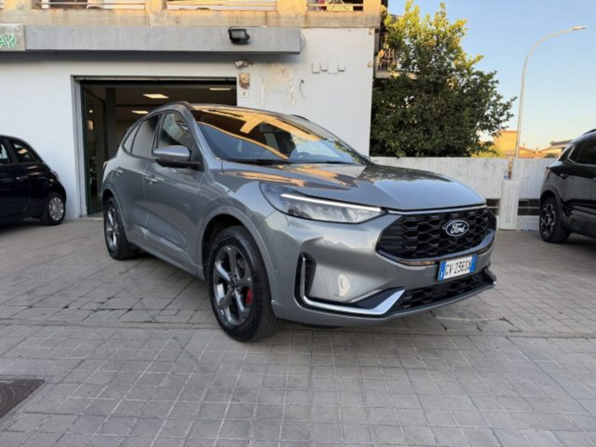 Ford Kuga 2.5 Plug In Hybrid 225 CV CVT 2WD ST-Line (2)