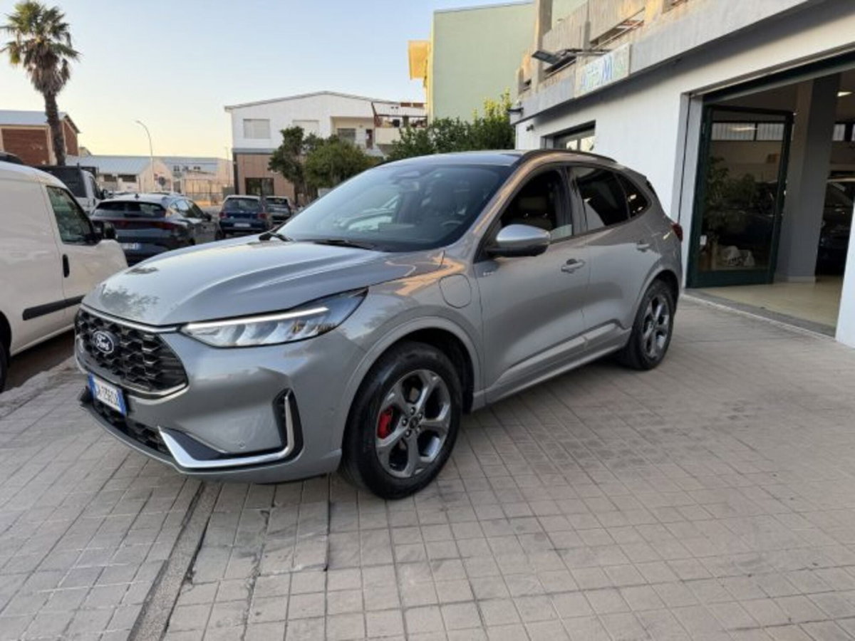 Ford Kuga 2.5 Plug In Hybrid 225 CV CVT 2WD ST-Line (3)