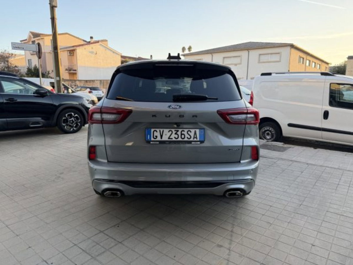Ford Kuga 2.5 Plug In Hybrid 225 CV CVT 2WD ST-Line (4)