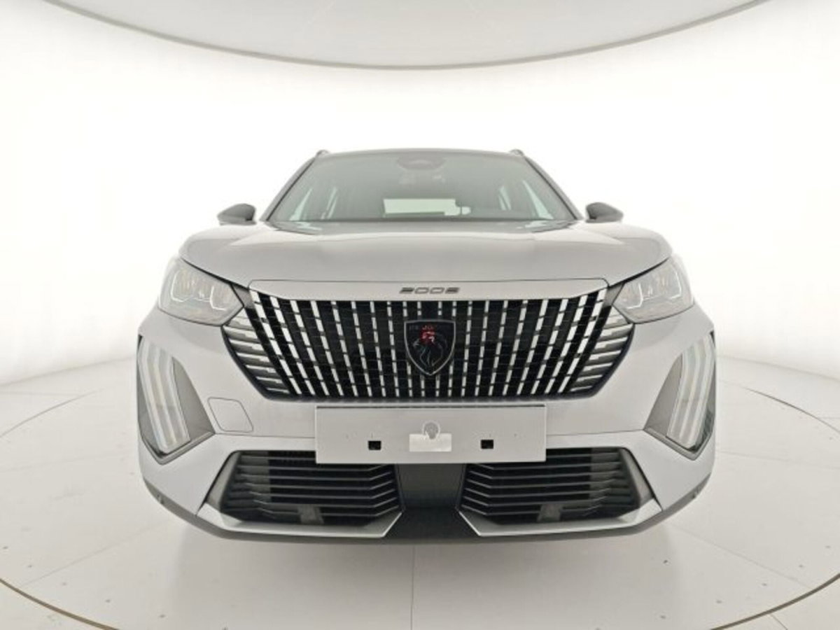 Peugeot 2008 1.2 turbo Allure 100cv (4)