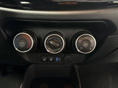 Toyota Aygo X 1.0 Active 72cv (14)