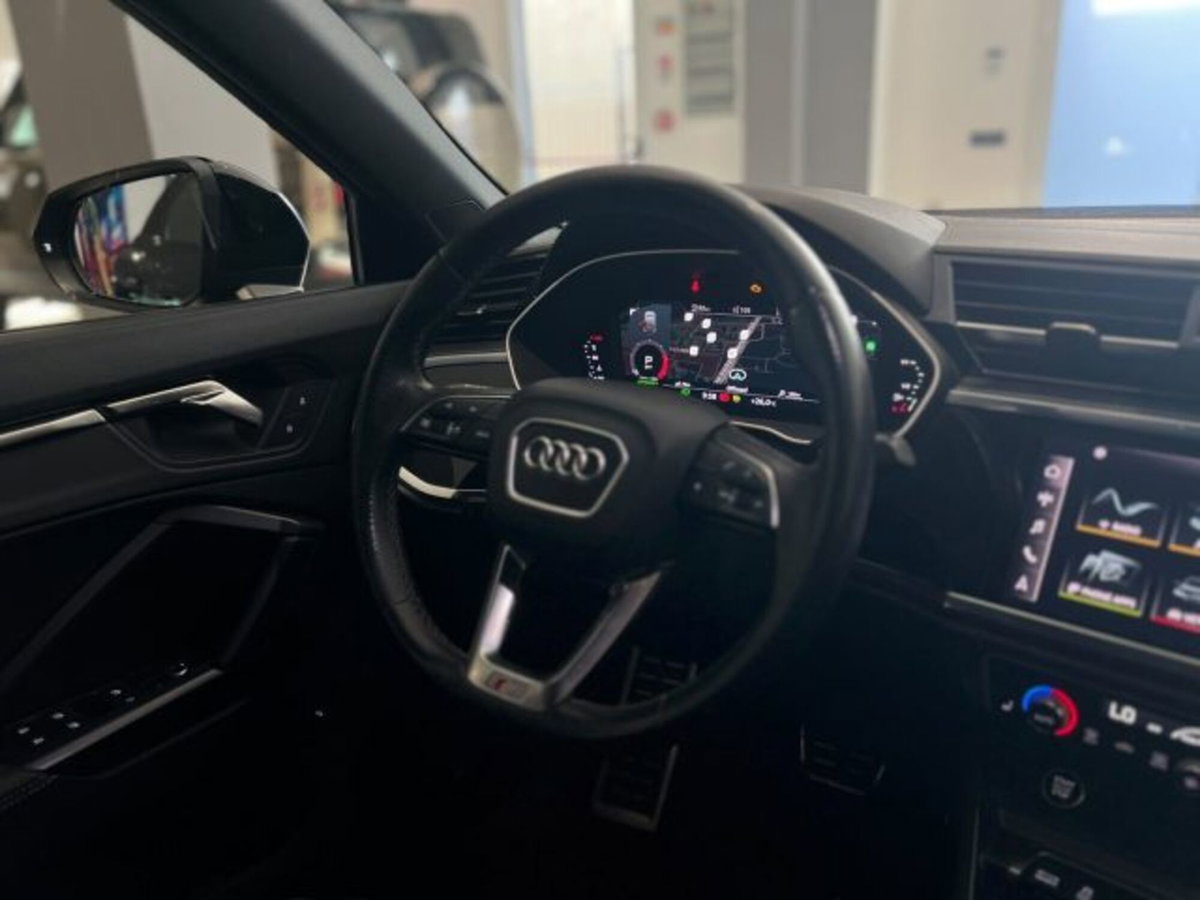 Audi Q3 Sportback 35 TDI quattro S tronic S line edition (15)