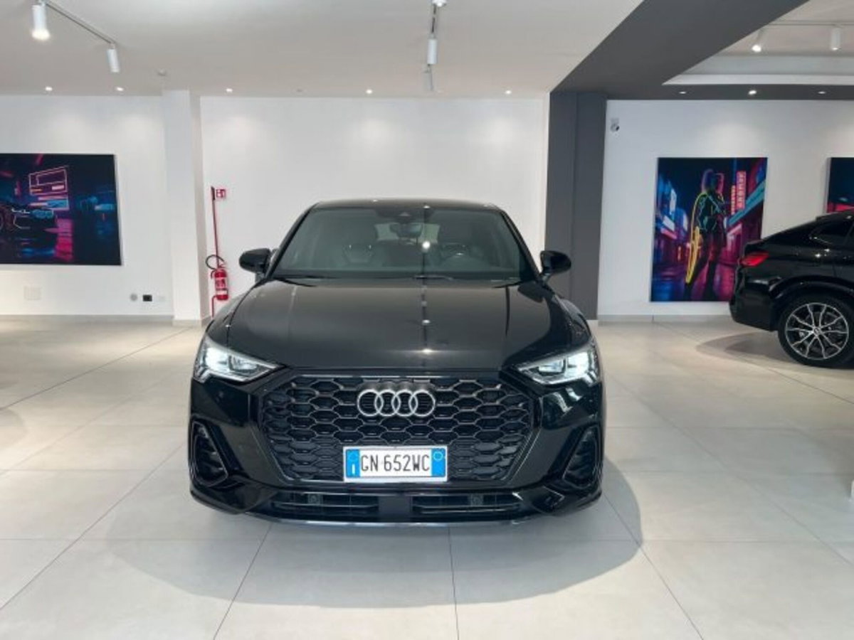 Audi Q3 Sportback 35 TDI quattro S tronic S line edition (2)